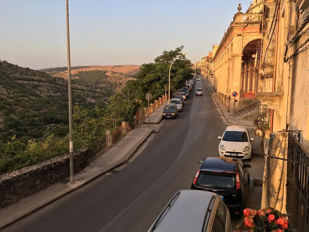 Antico Mercato Ragusa Italia